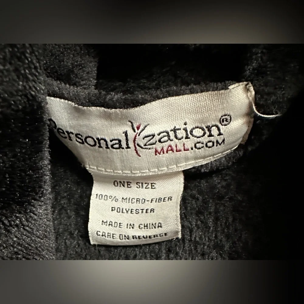 PersonalizationMall.com Kimono Style Robe Black Fleece One Sz Embroider “Sassy”